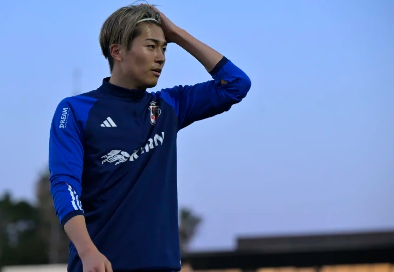 关于里程碑夜辽宁本钢回应争议，荷甲今夜刷纪录，气氛紧张，轮换策略成焦点的信息